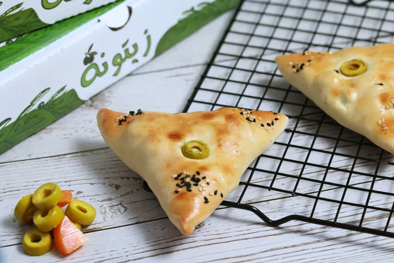 فطيرة زيتون شامية