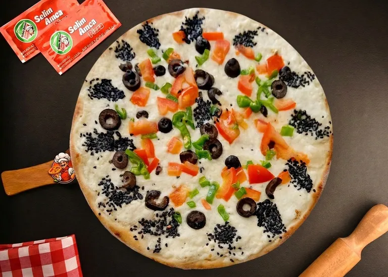 Cheese with Vegetables Manqousheh