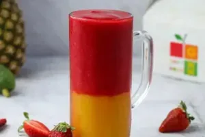 كوكتيل فواكه طبقات