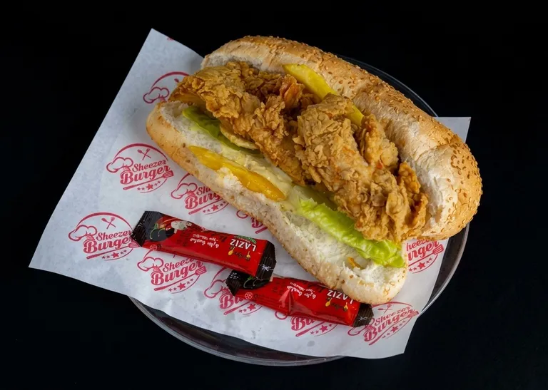 Nugget sandwich