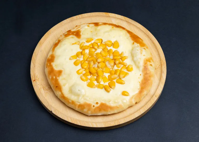فطيرة قشقوان مع ذرة