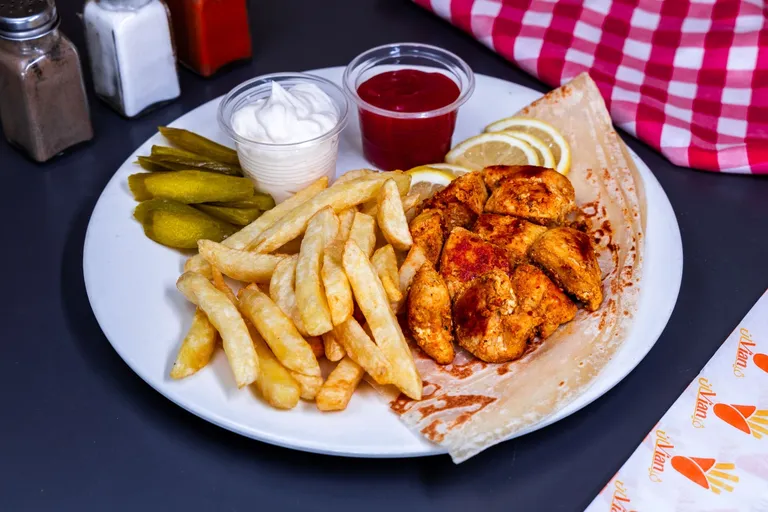 وجبة شيش طاووق