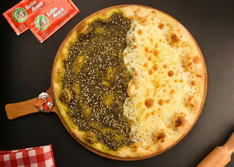 Zaatar with Kashkaval Manqousheh