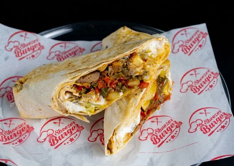 Qaloubat sandwich