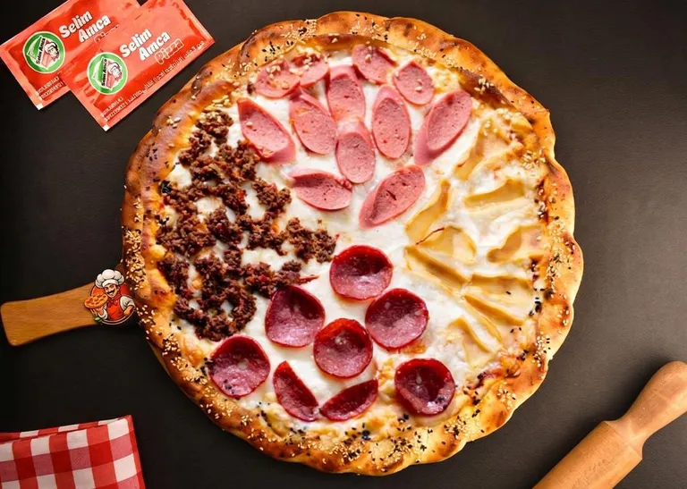 Smoked Meat Pizza