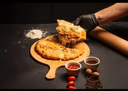 بيتزا كابري