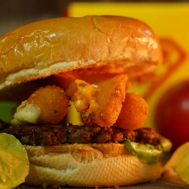 Mix Cheese Burger (Beef)