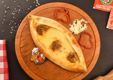 Sujuk with Kashkaval