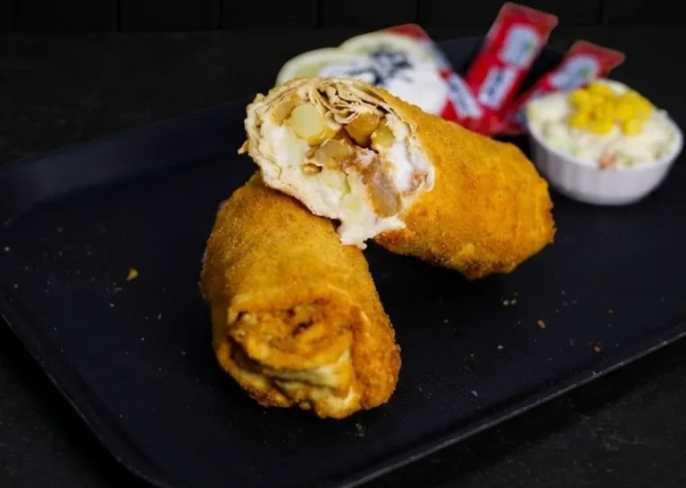 صندويشة بطاطا بانية